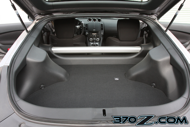 Nissan 370z have a back seat #3
